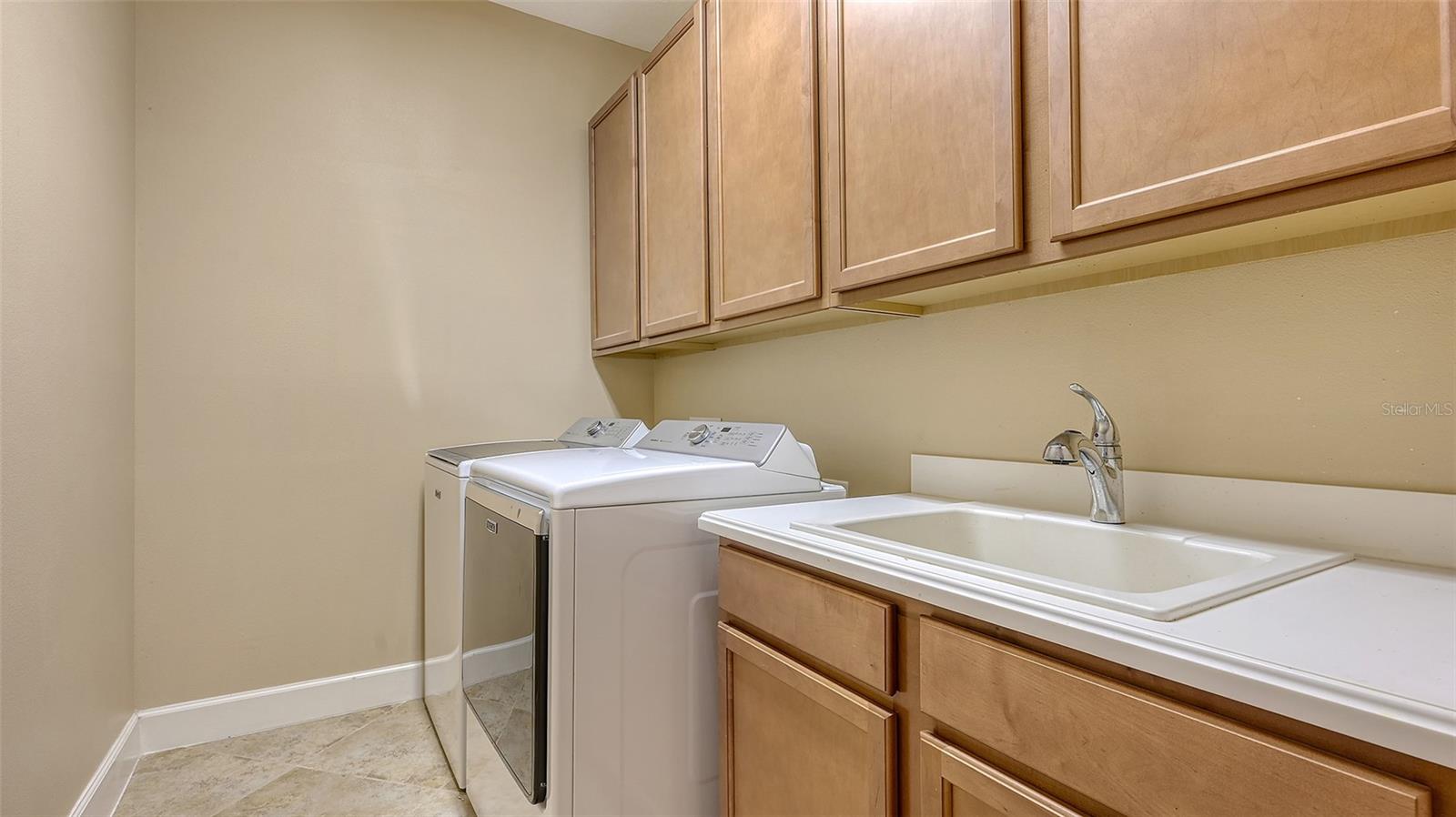 ESPLANADE PH I - Residential