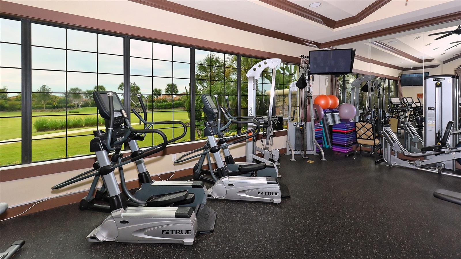 ESPLANADE PH I - Residential