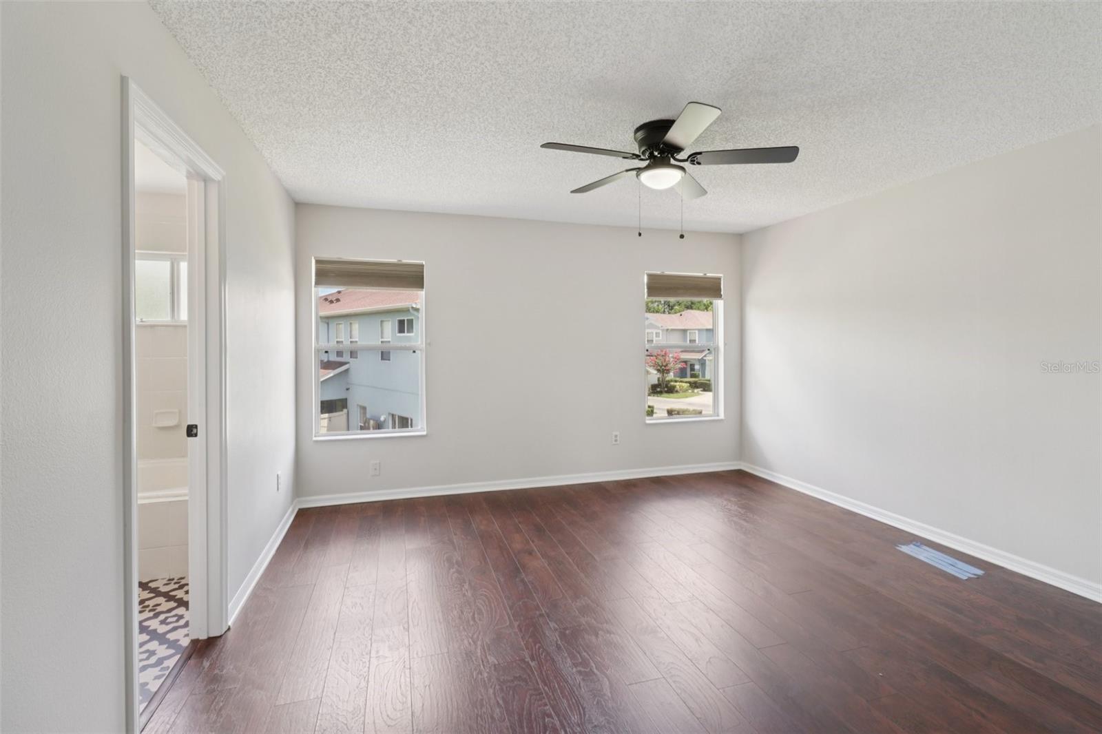 2337 BEXLEY PLACE