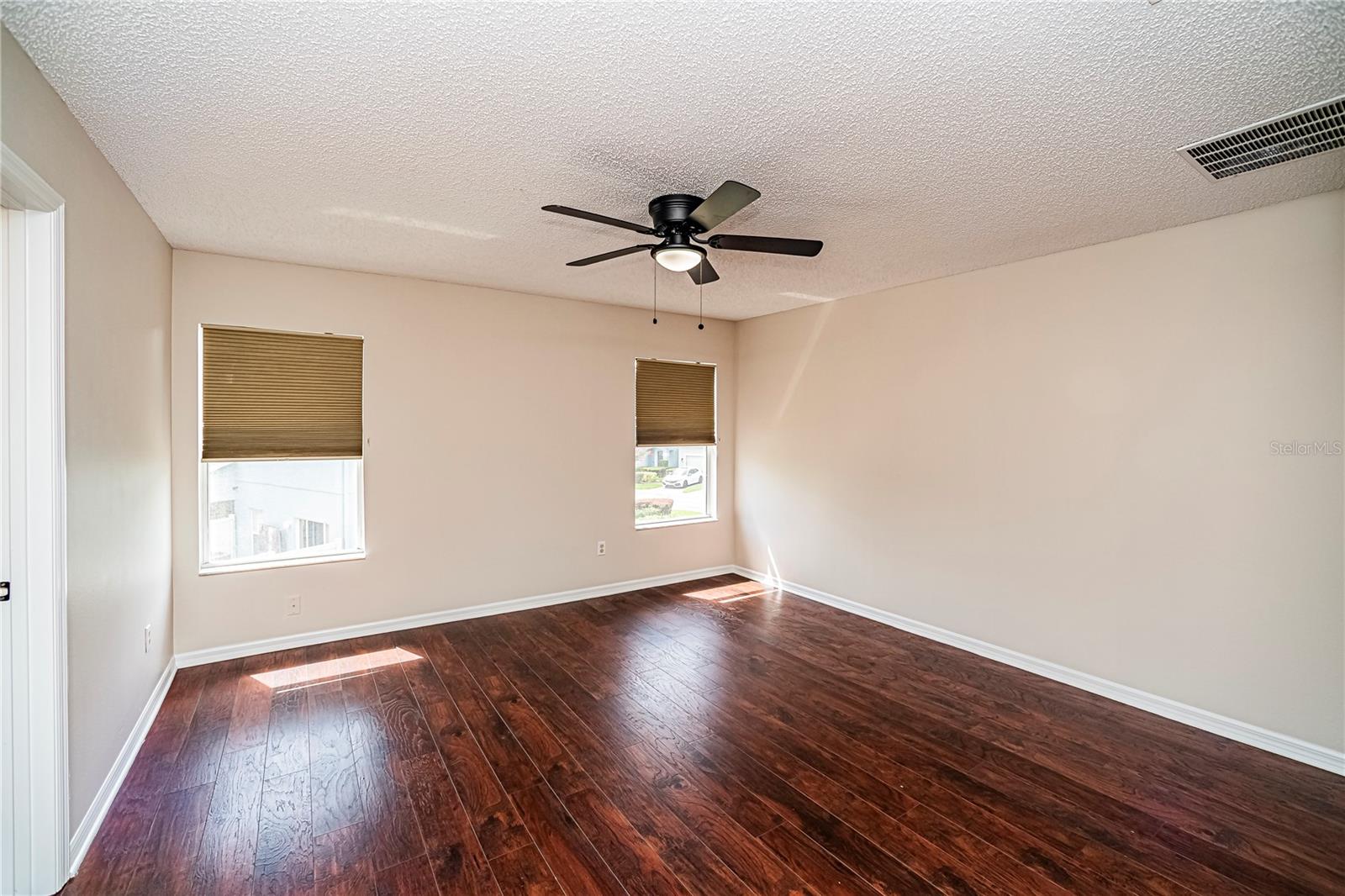 2337 BEXLEY PLACE