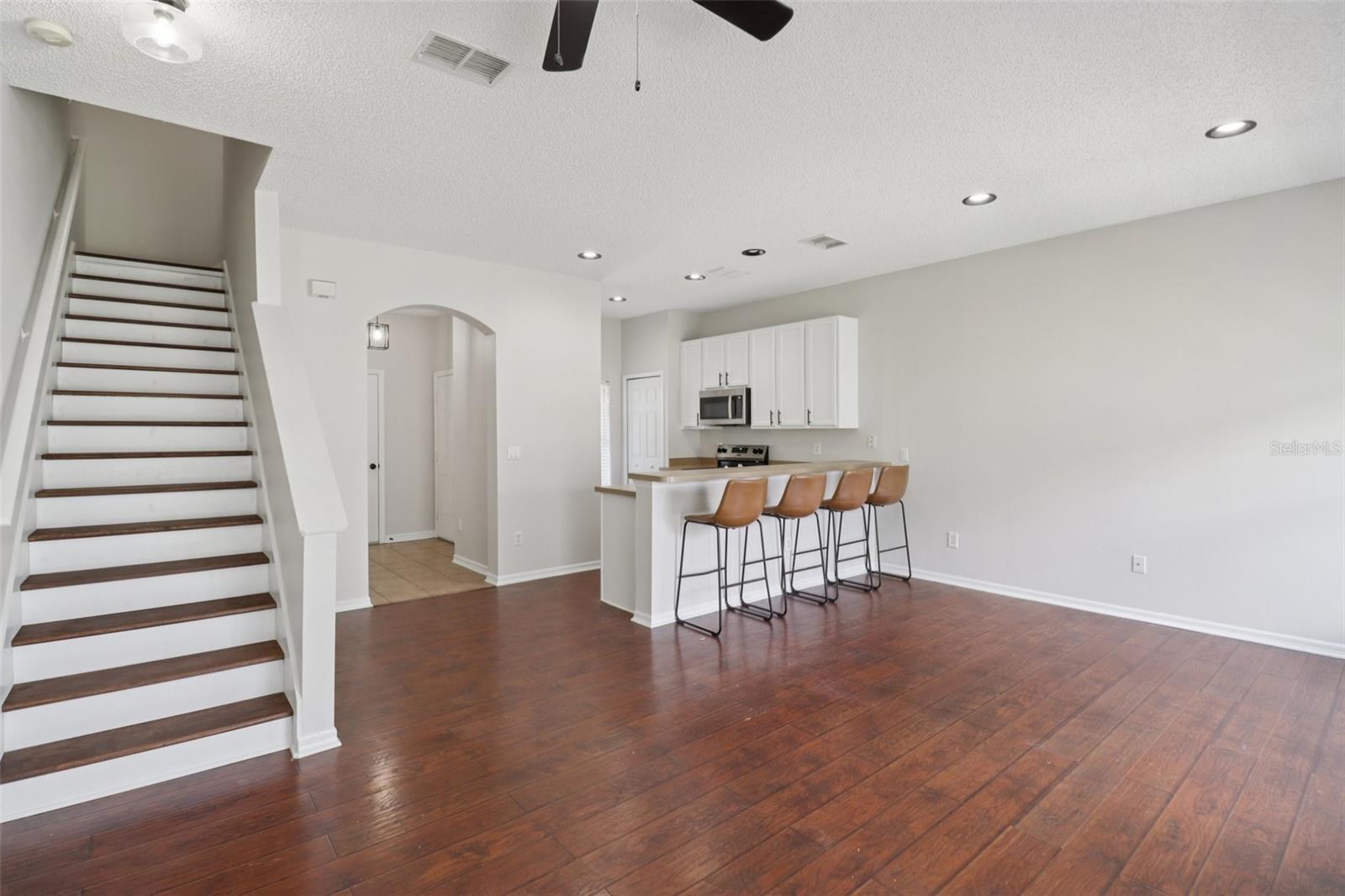 2337 BEXLEY PLACE