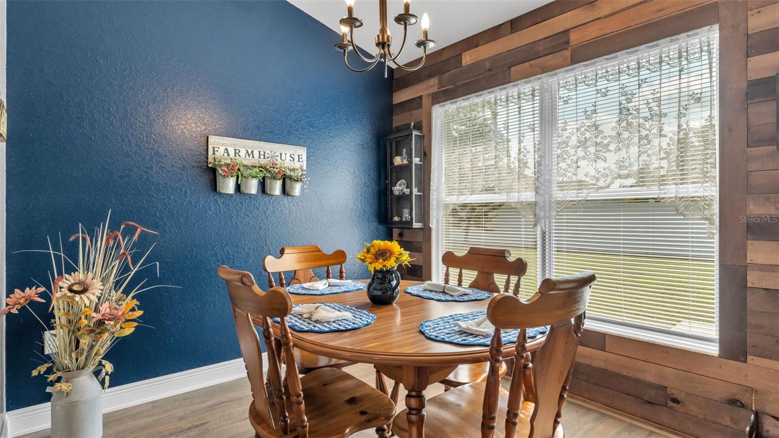 MANDOLIN - Residential