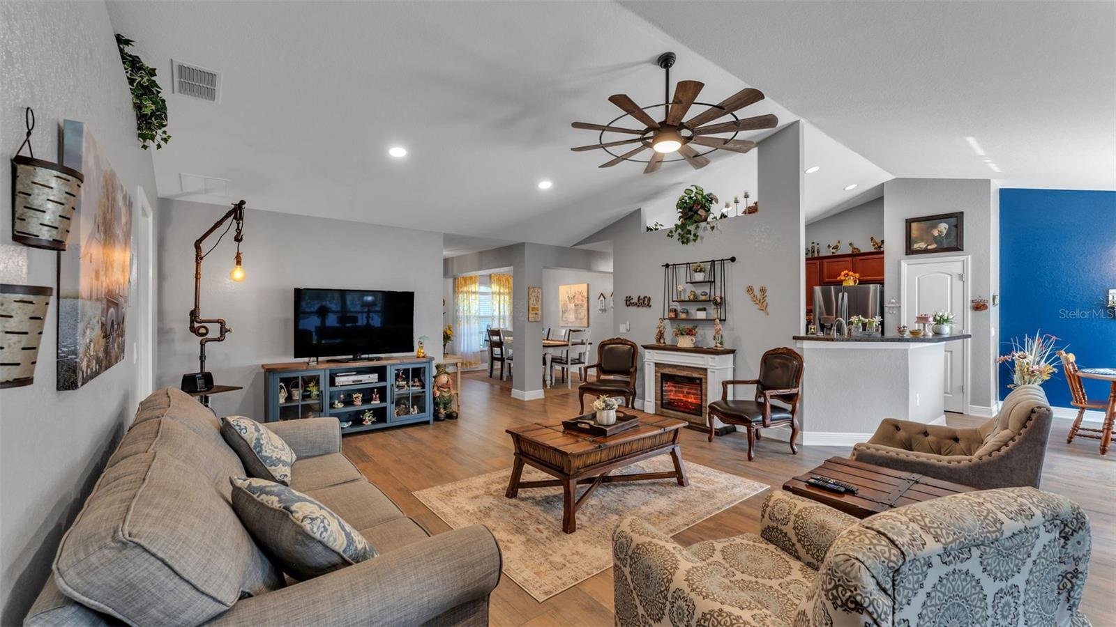 MANDOLIN - Residential