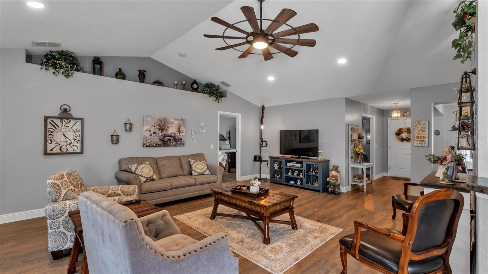 MANDOLIN - Residential