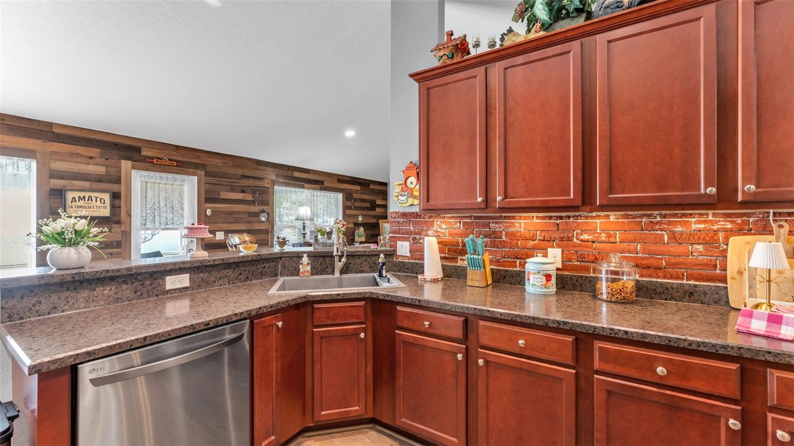 MANDOLIN - Residential