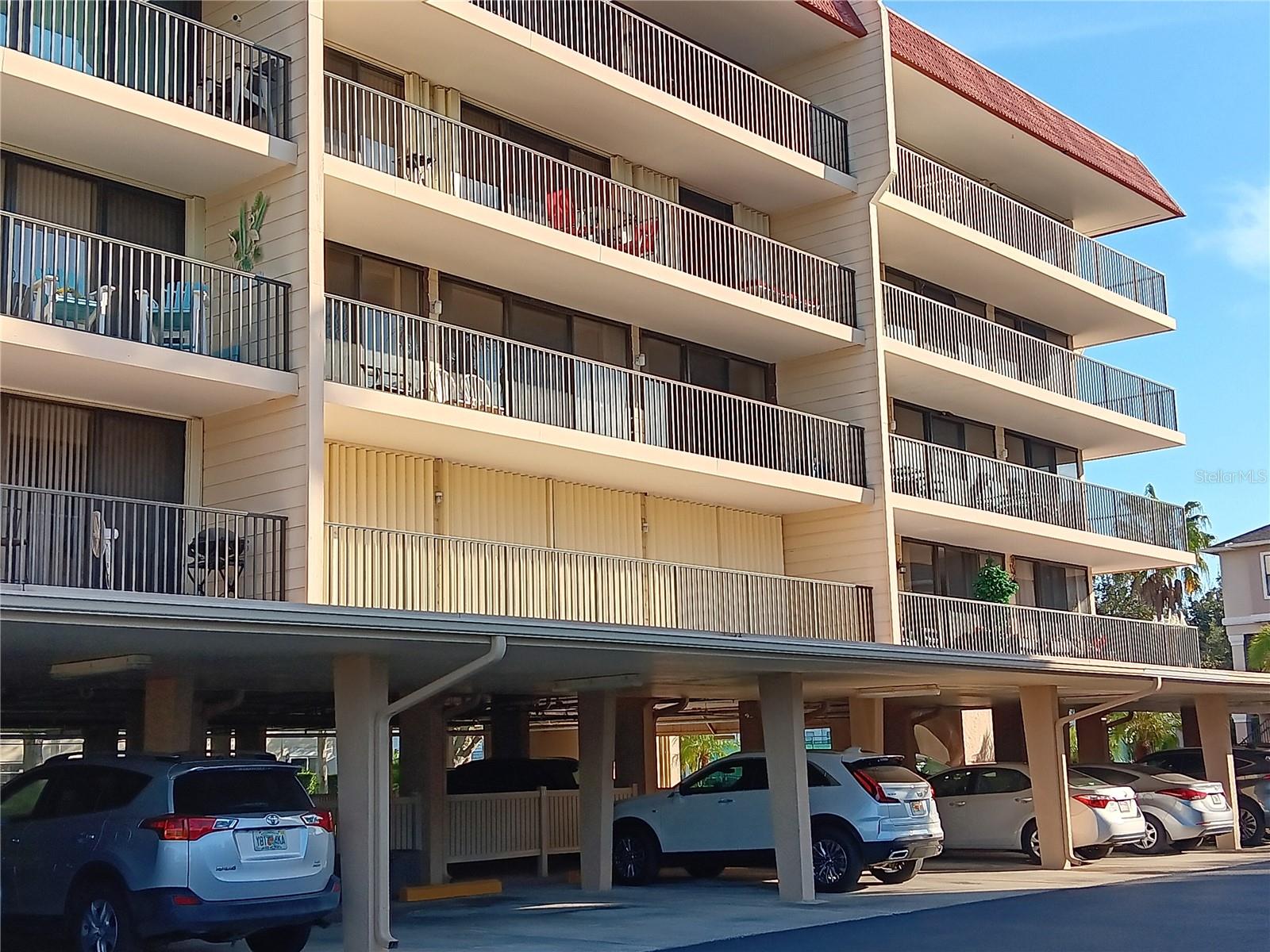 MEDITERRANEAN MANORS - Residential Lease