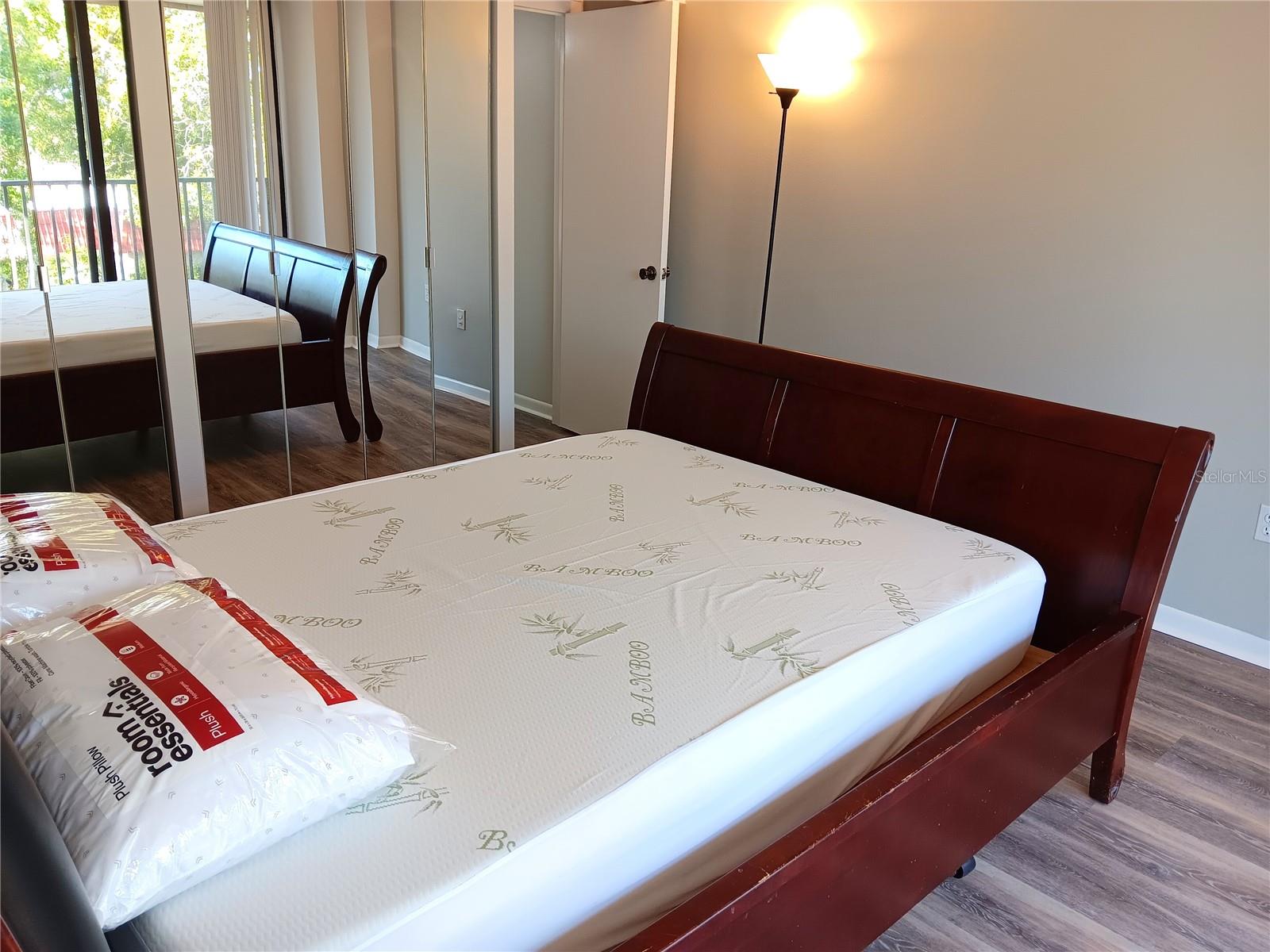 MEDITERRANEAN MANORS - Residential Lease