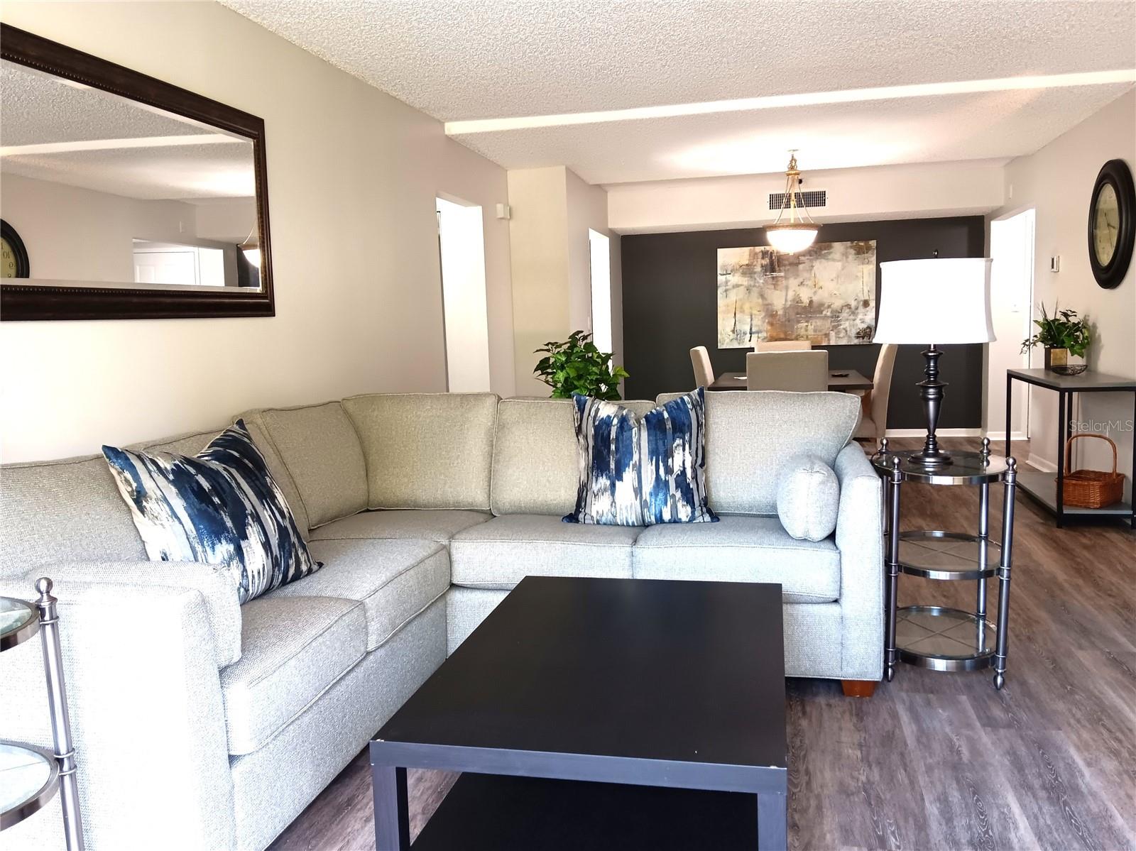 MEDITERRANEAN MANORS - Residential Lease