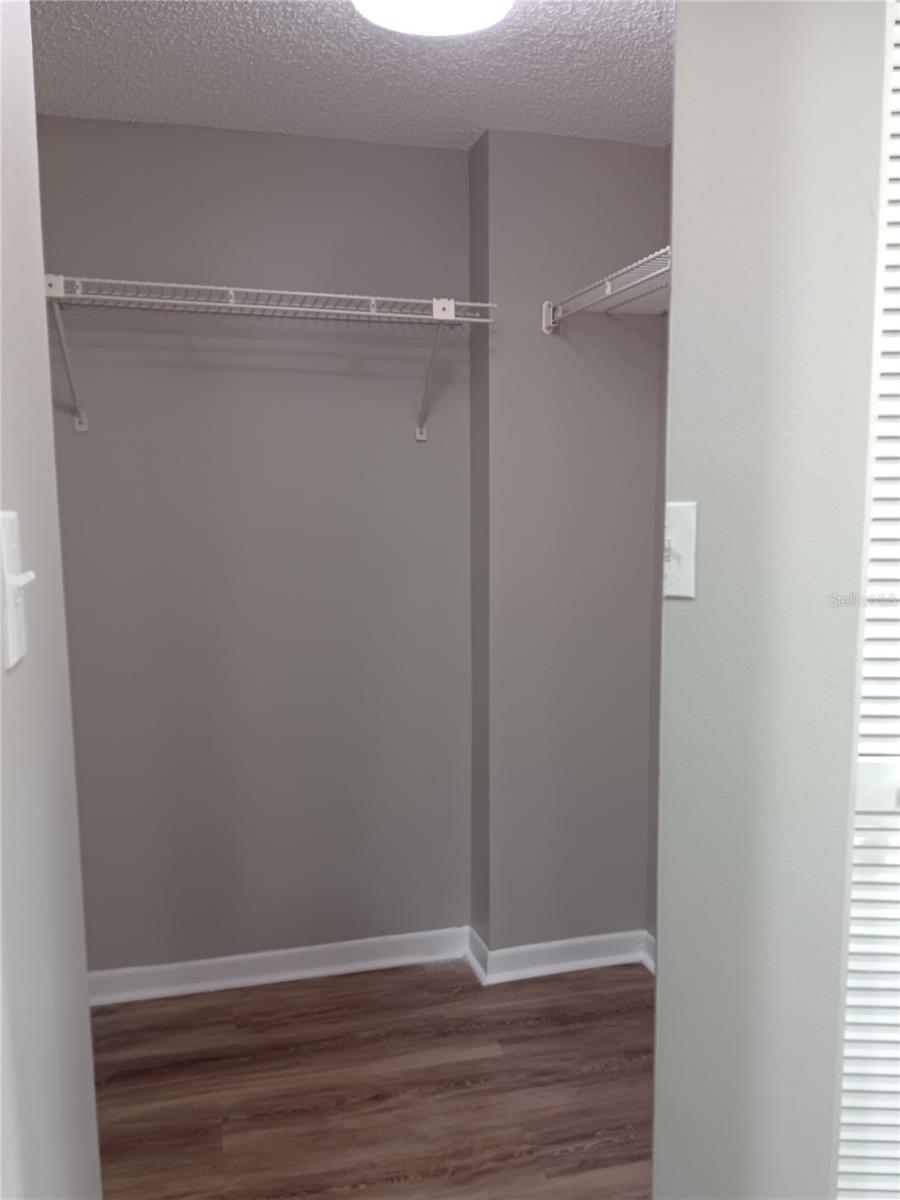 MEDITERRANEAN MANORS - Residential Lease