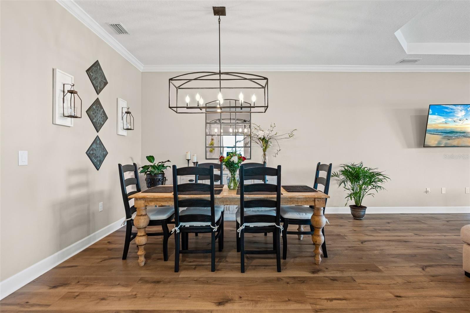 AZARIO ESPLANADE - Residential