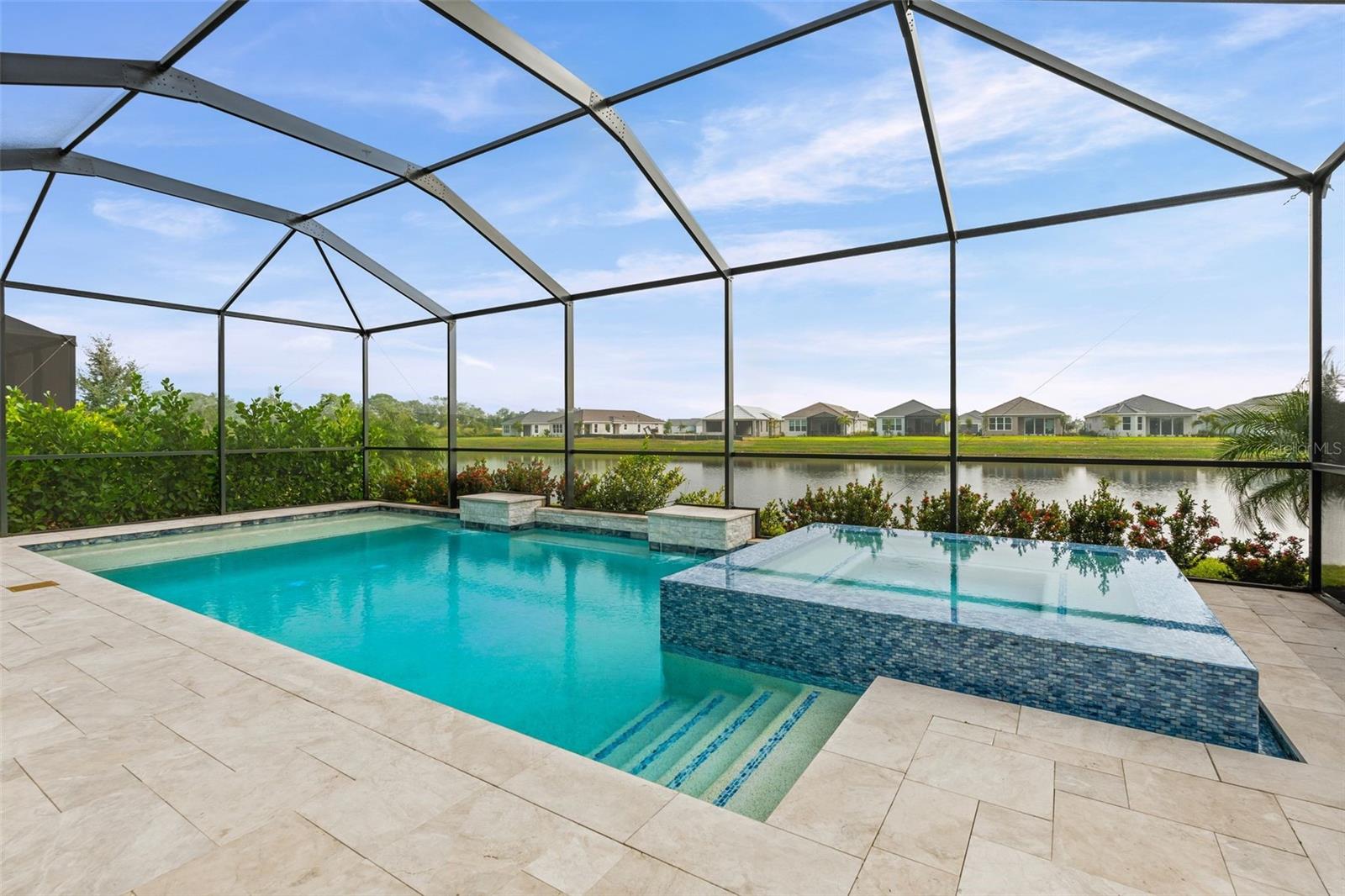 AZARIO ESPLANADE - Residential