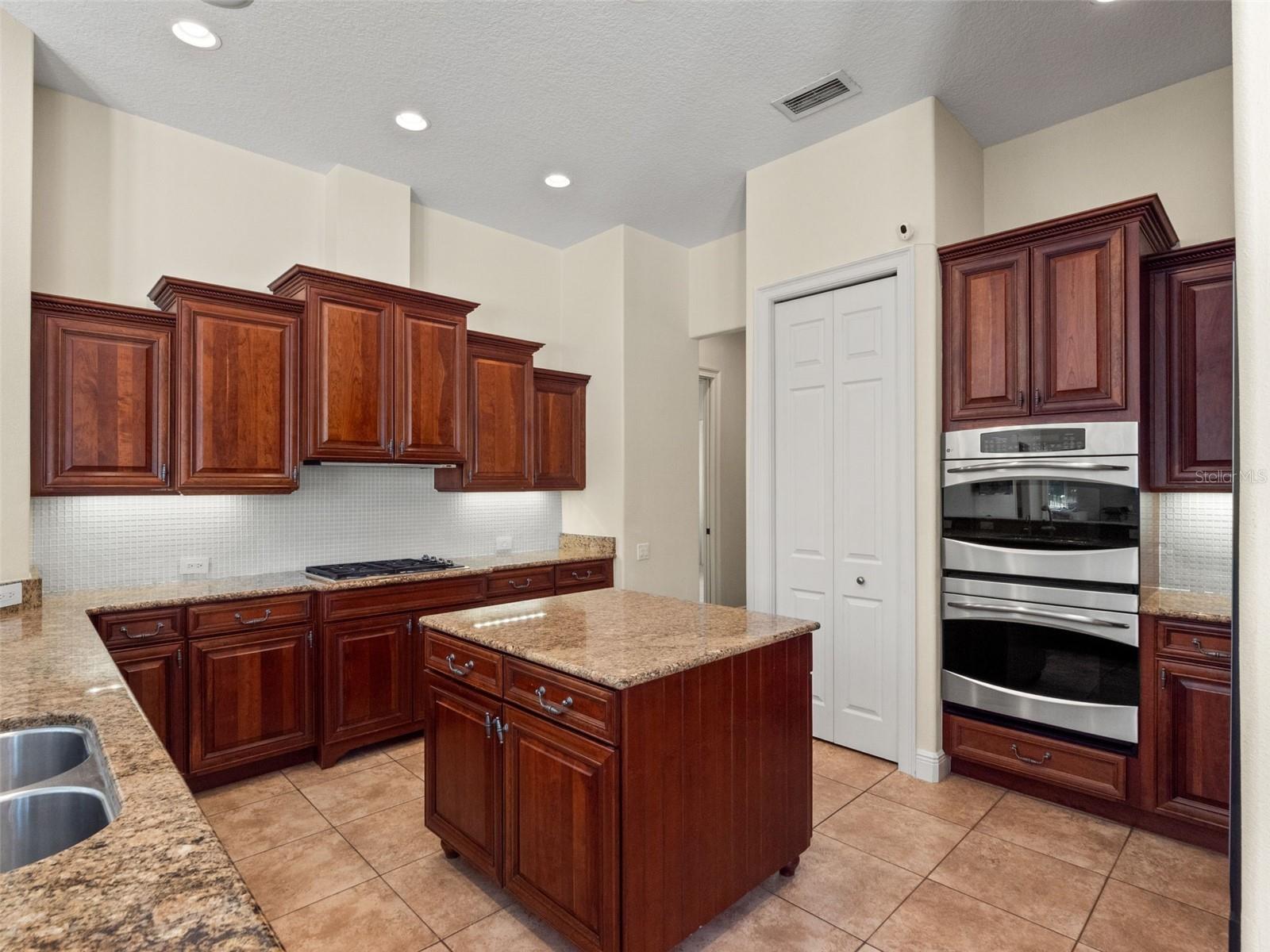 LAKE NONA ESTATES - Residential