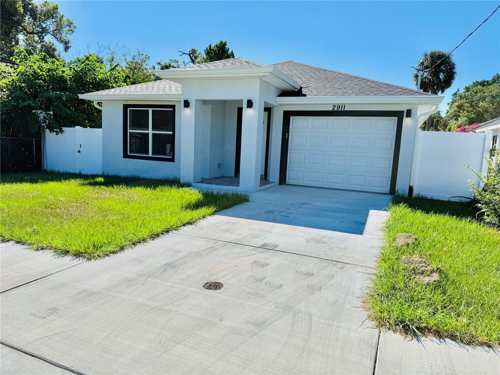Photo of 2911 E 20th Avenue, Tampa, FL 33605 (MLS # TB8435701)