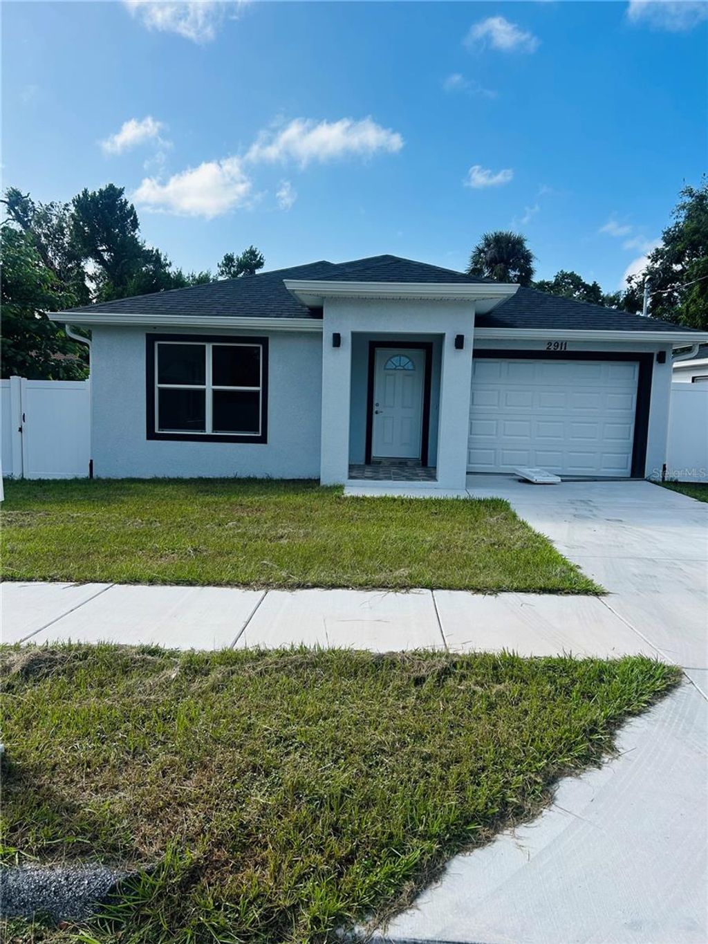 Photo of 2911 E 20th Avenue, Tampa, FL 33605 (MLS # TB8435701)