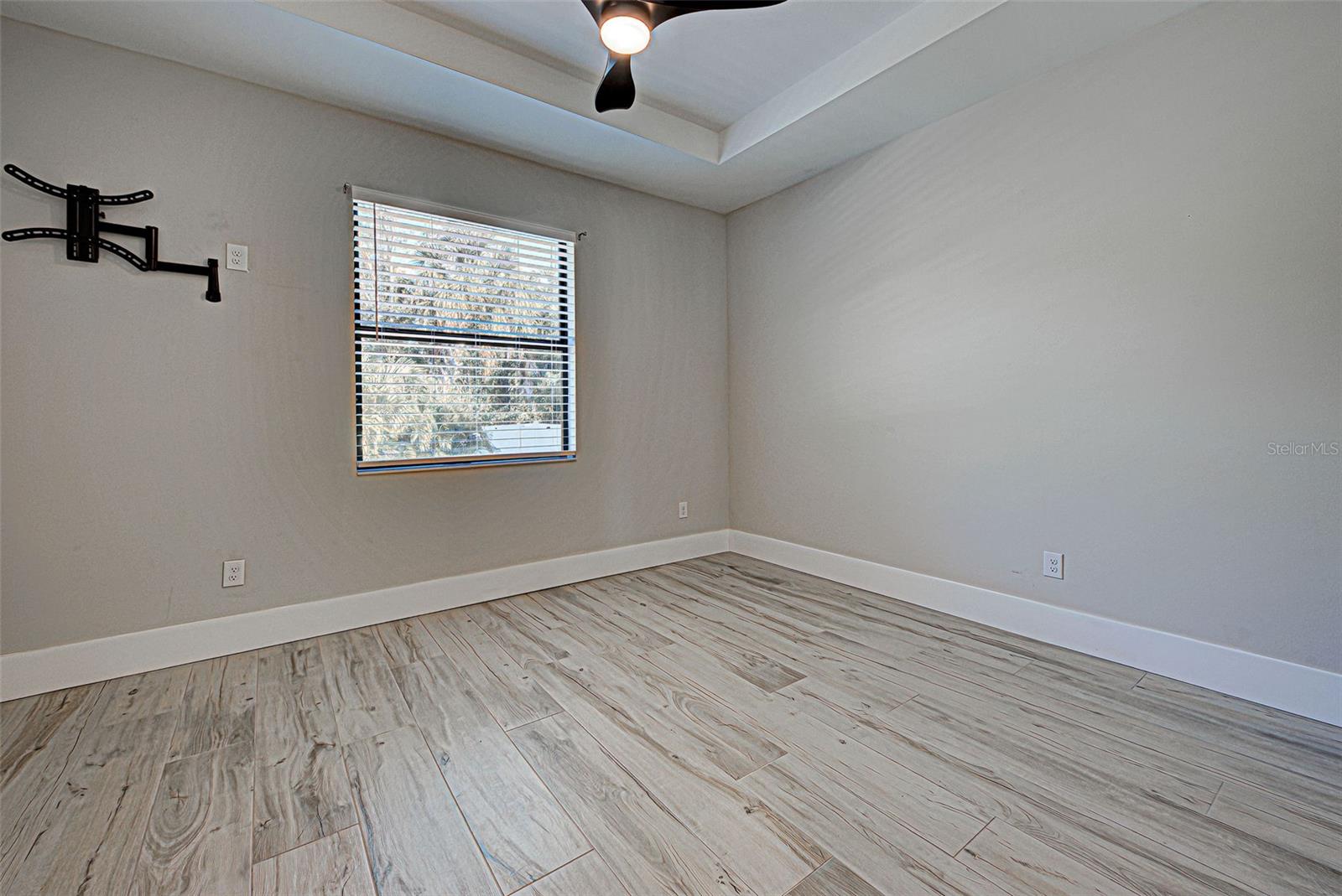 PORT CHARLOTTE SUB 17 - Residential Lease