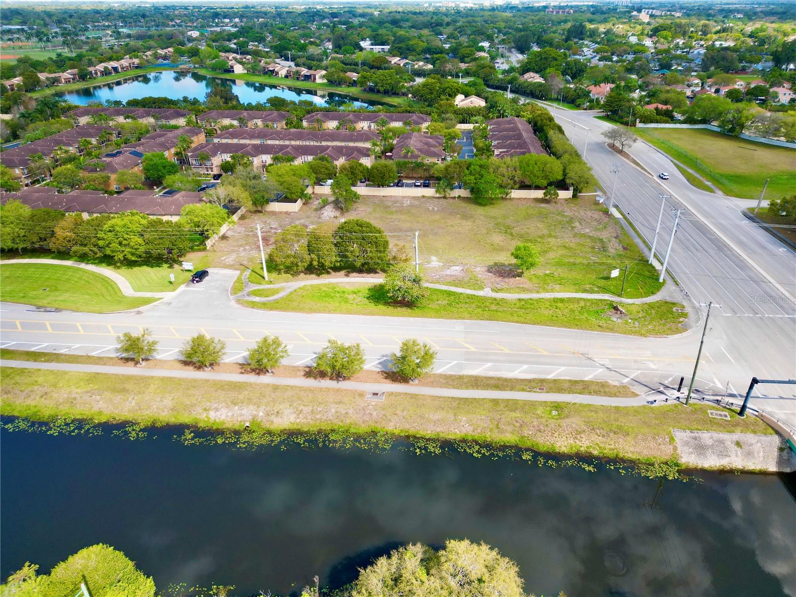 PINE ISLAND COMM 167-50 B - Land