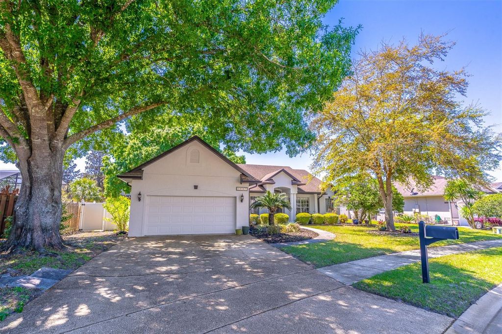 Photo of 987 Kerwood Circle, Oviedo, FL 32765 (MLS # O6394038)