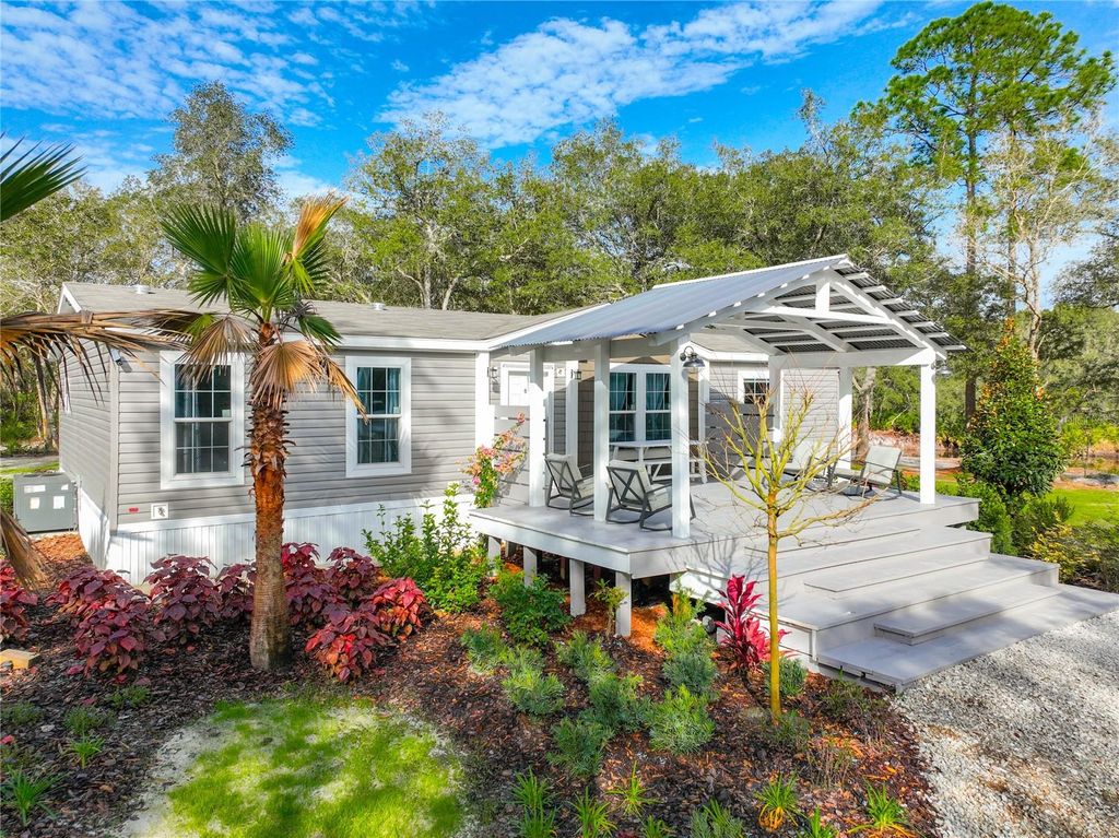 Photo of 32600 Red Oak Drive, Eustis, FL 32736 (MLS # V4947164)