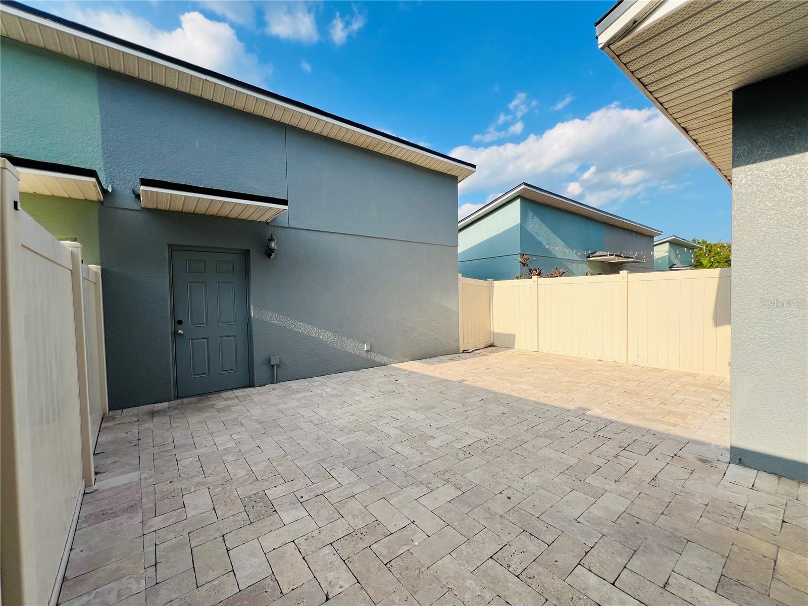 Photo 40 of 53 of 6183 CHAPLEDALE DRIVE townhome