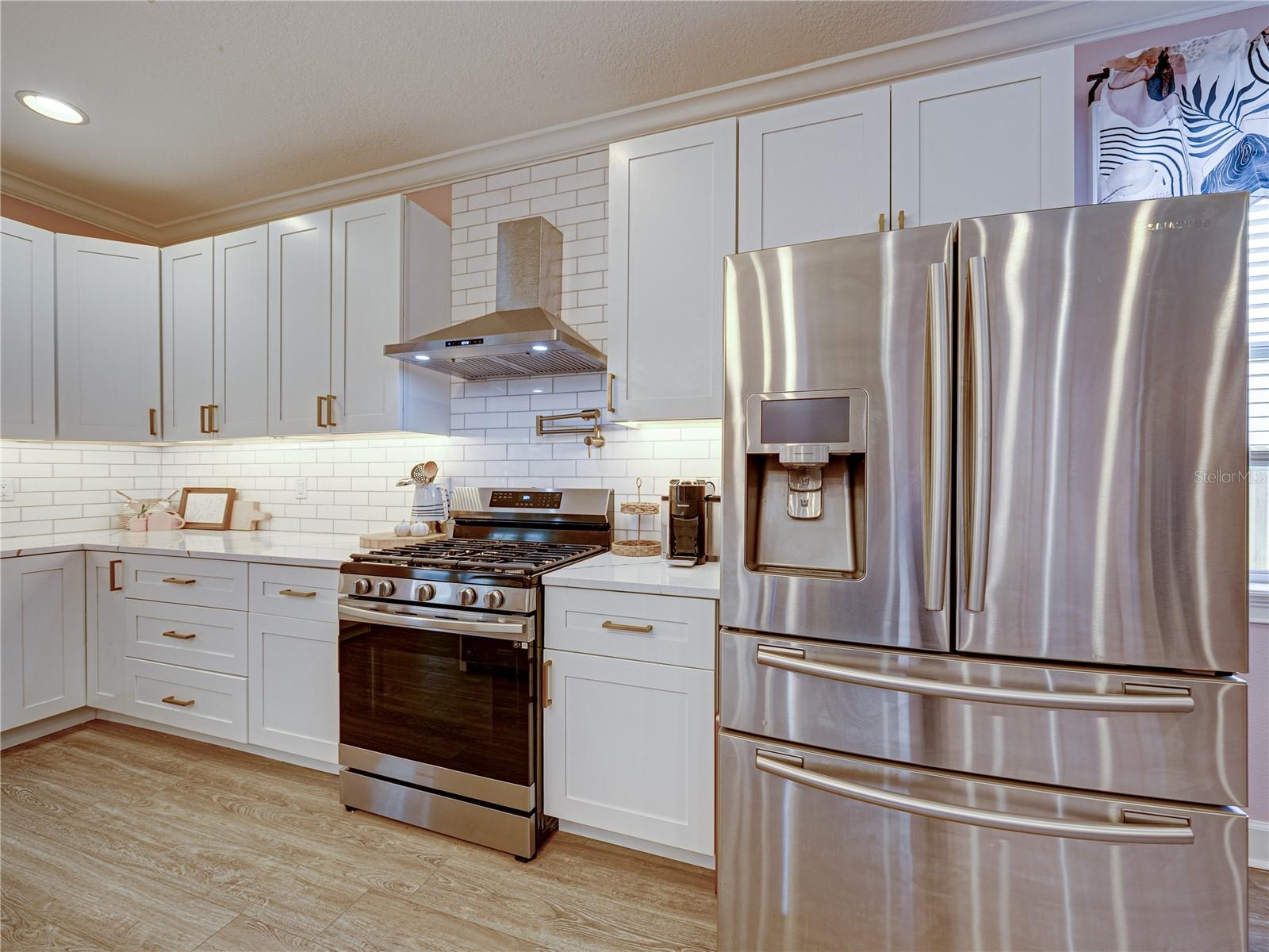 BROBSTON FENDIG & CO HALF WA - Residential