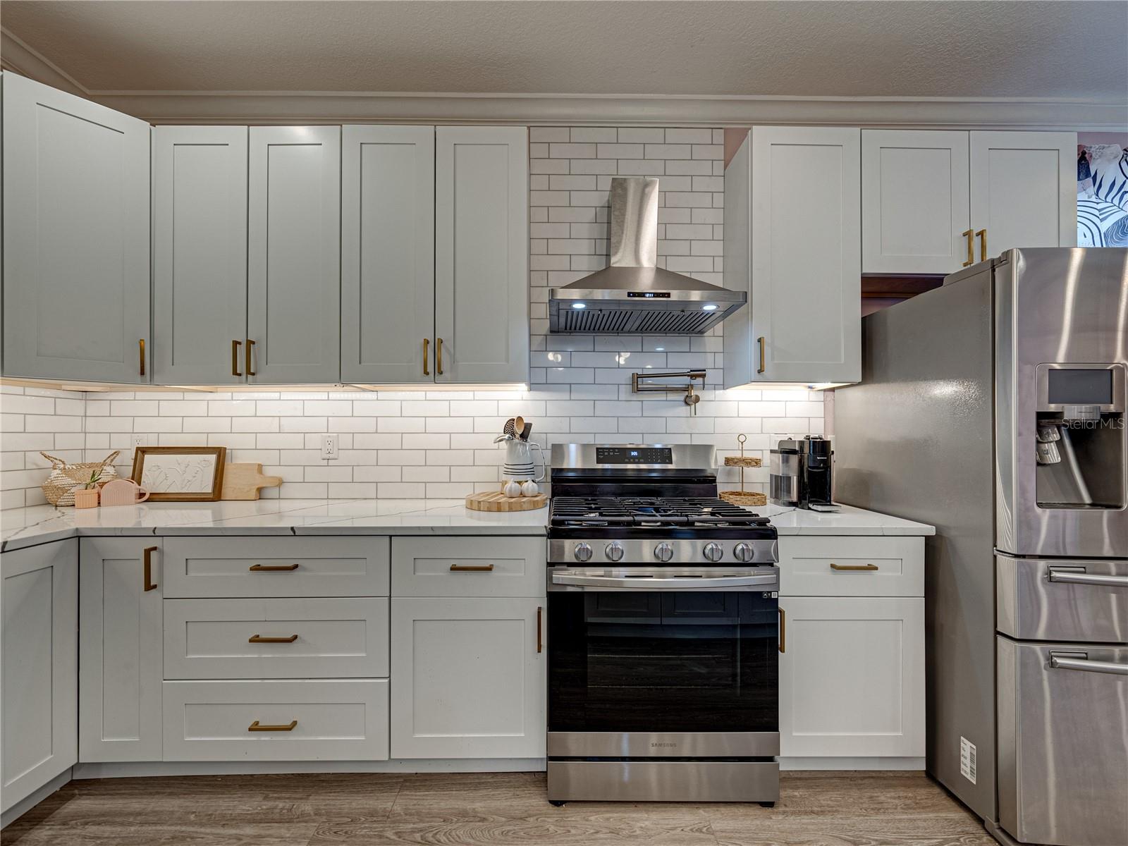 BROBSTON FENDIG & CO HALF WA - Residential