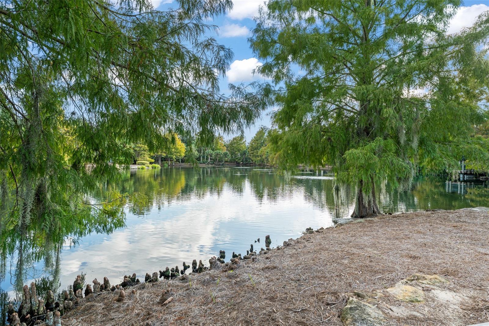 ISLEWORTH - Residential