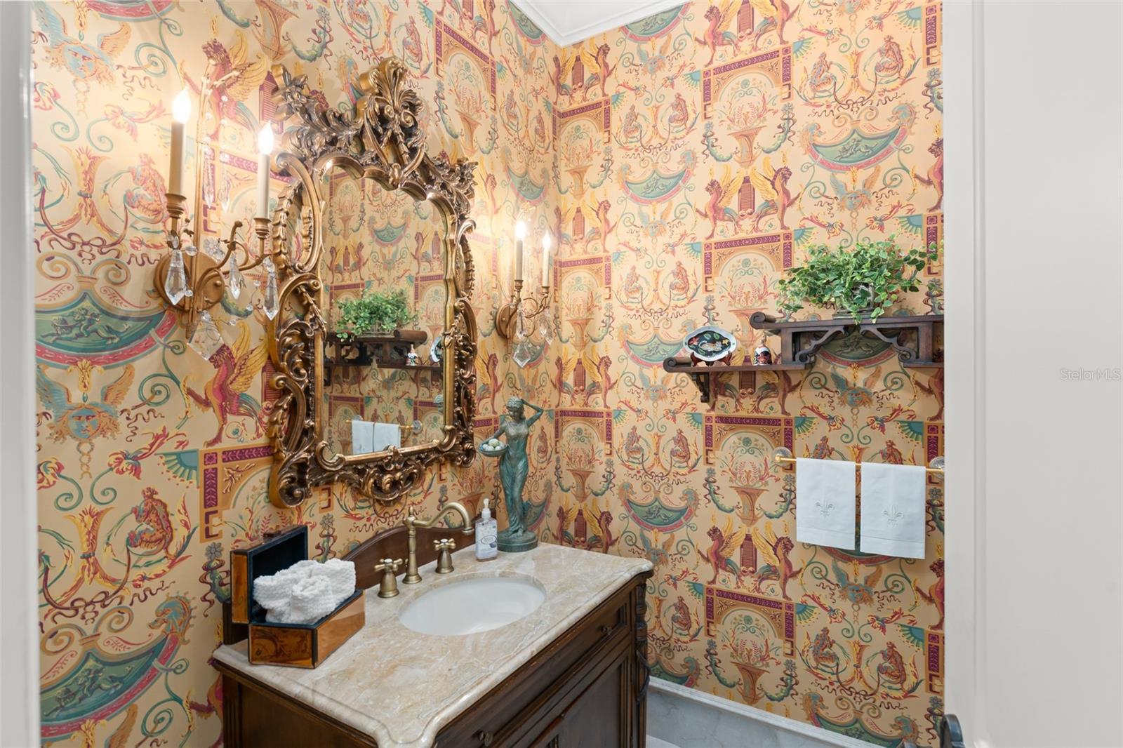 ISLEWORTH - Residential