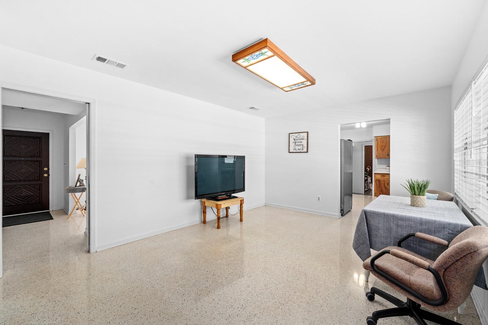 KINGSWAY GARDENS UNIT 2 - Residential