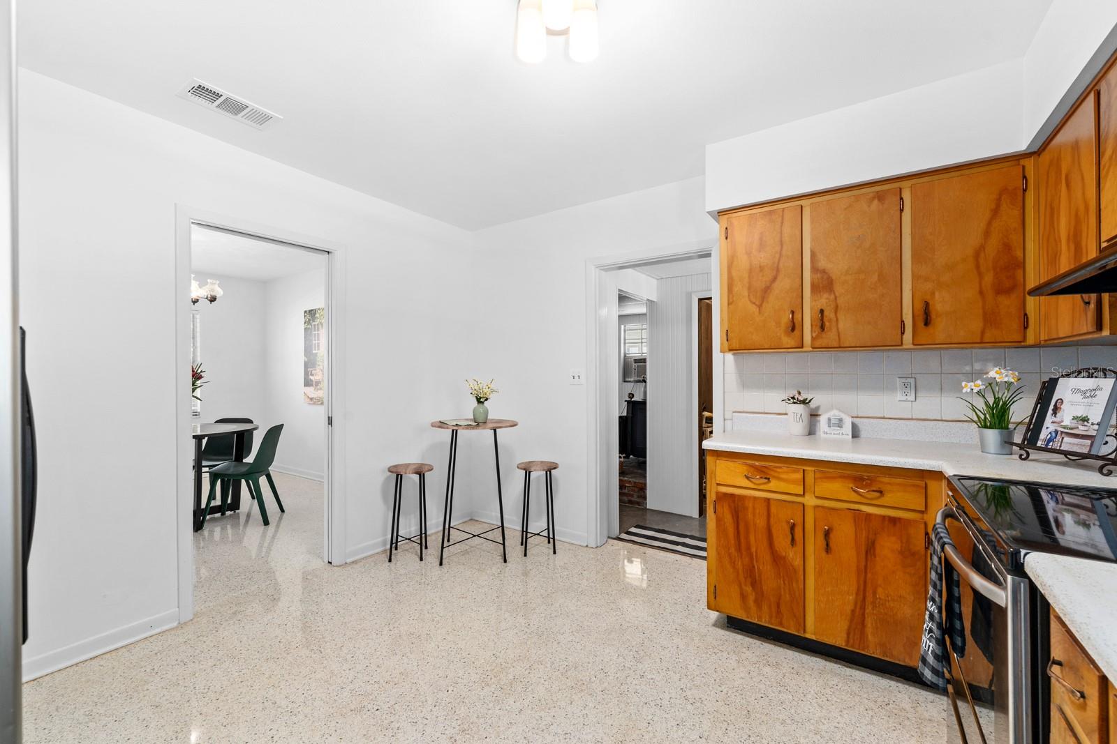 KINGSWAY GARDENS UNIT 2 - Residential