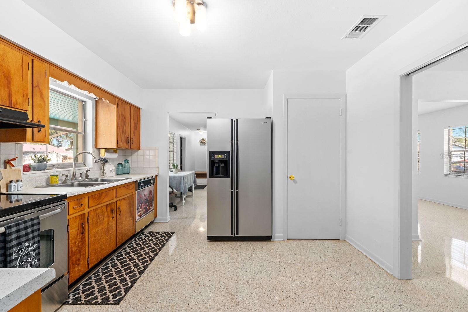 KINGSWAY GARDENS UNIT 2 - Residential