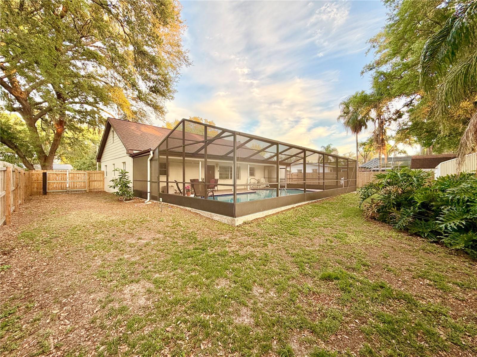 KINGSWAY GARDENS UNIT 2 - Residential