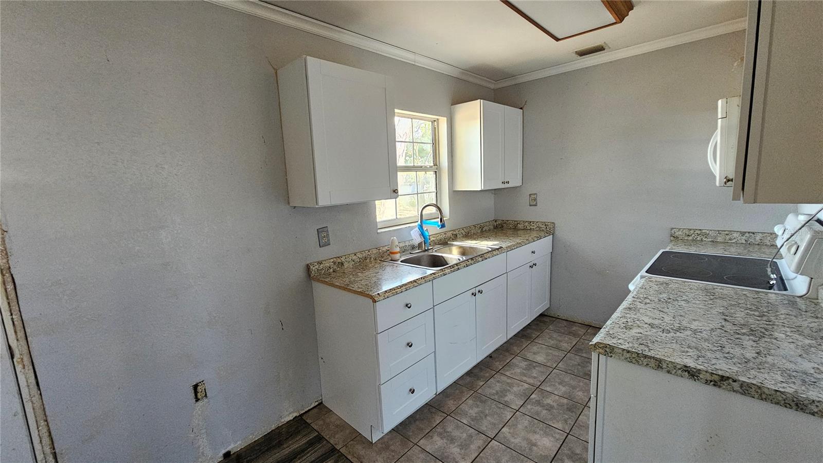 LEESBURG WOODLAND PARK - Residential