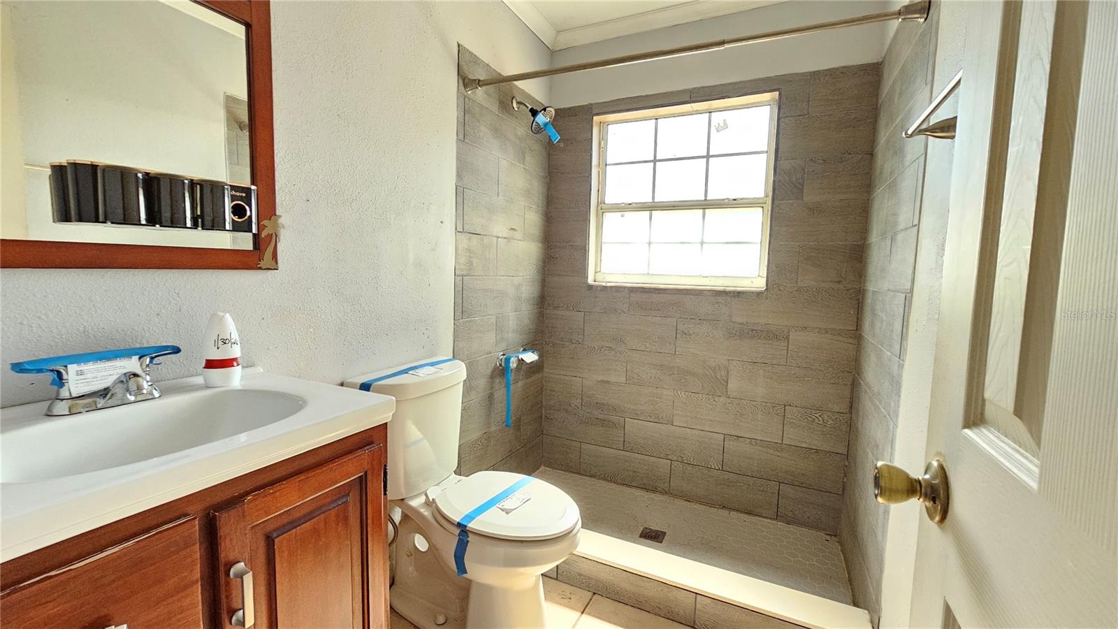 LEESBURG WOODLAND PARK - Residential