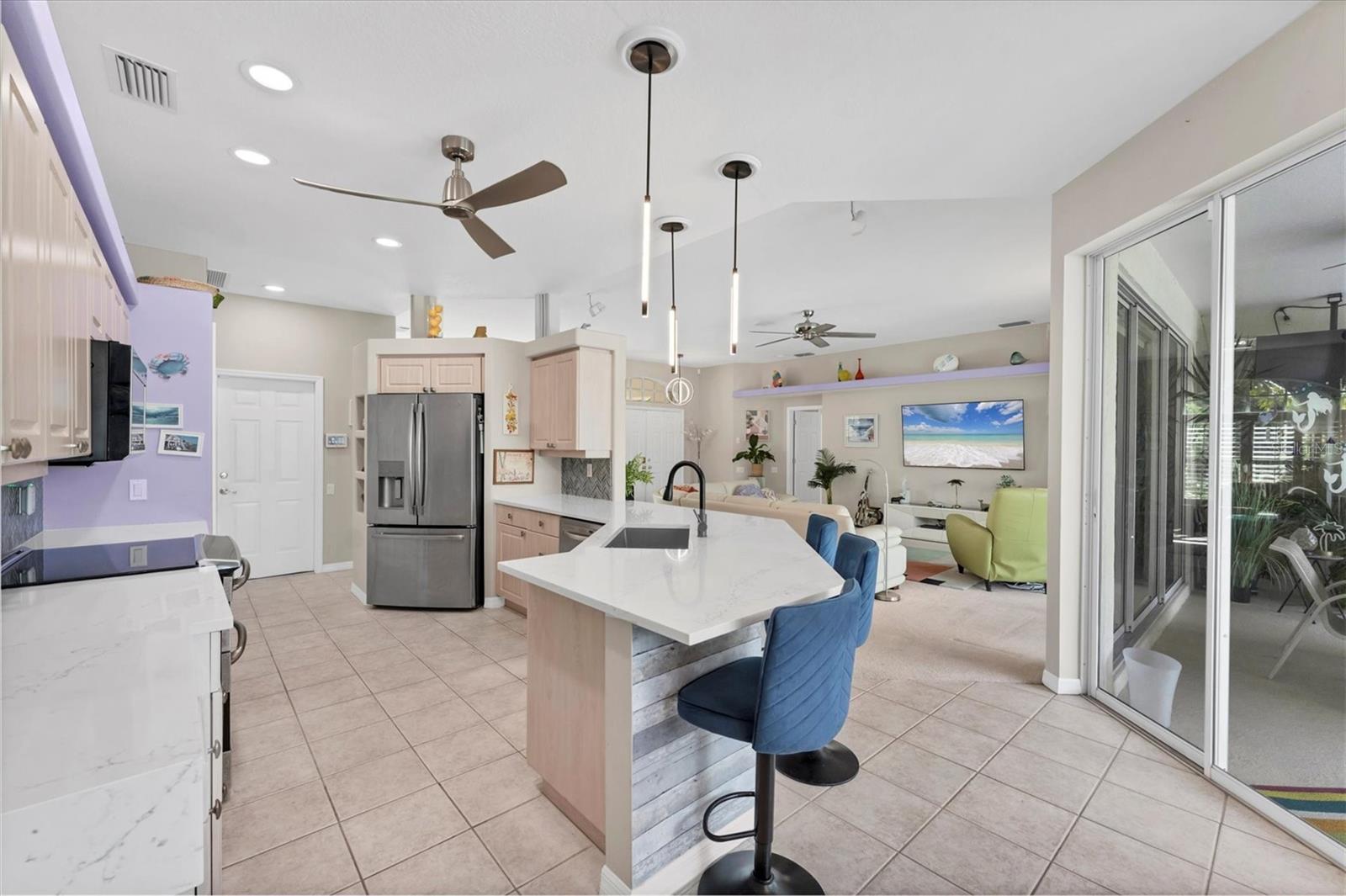 CALUSA LAKES - Residential