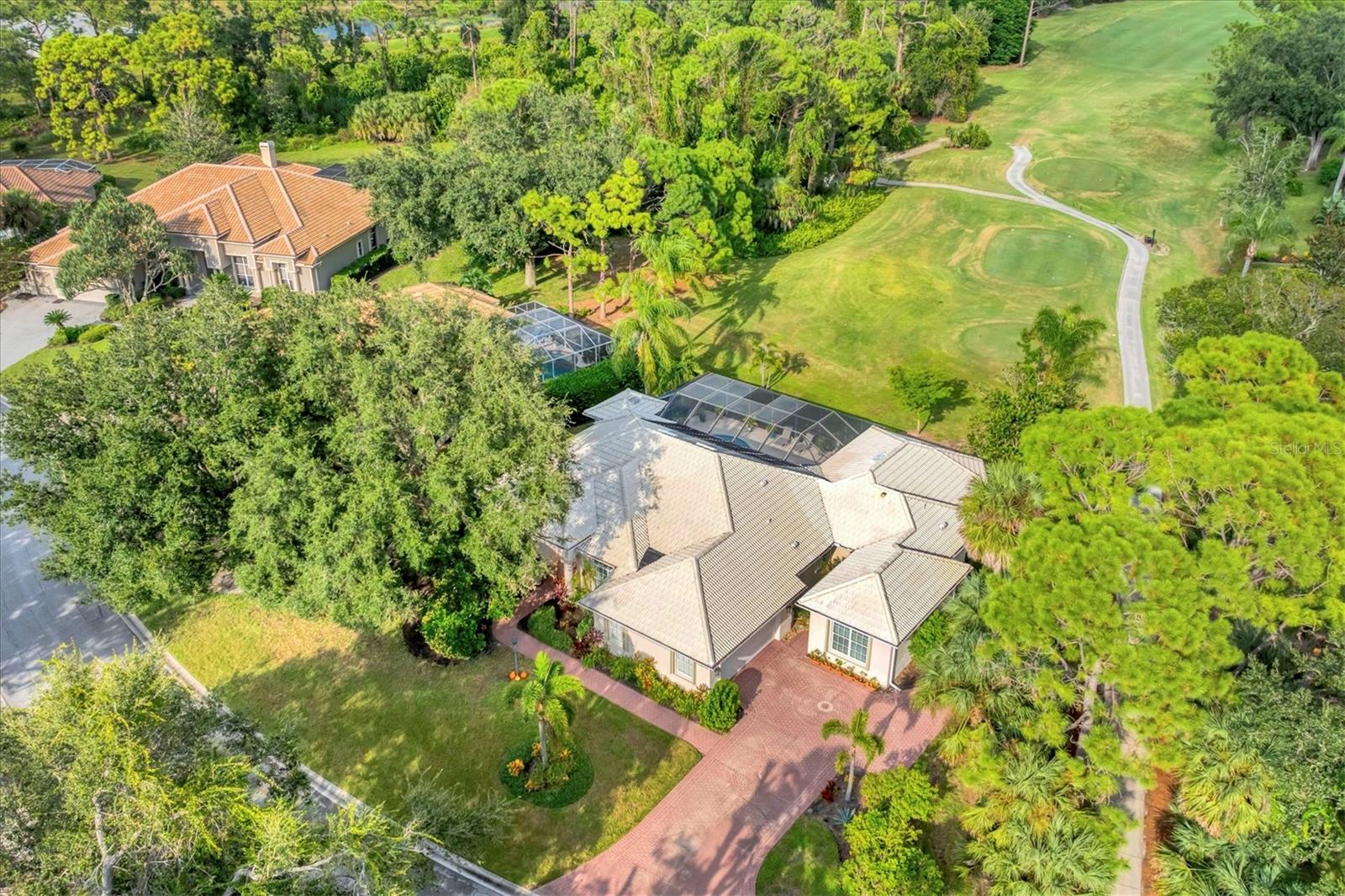 CALUSA LAKES - Residential