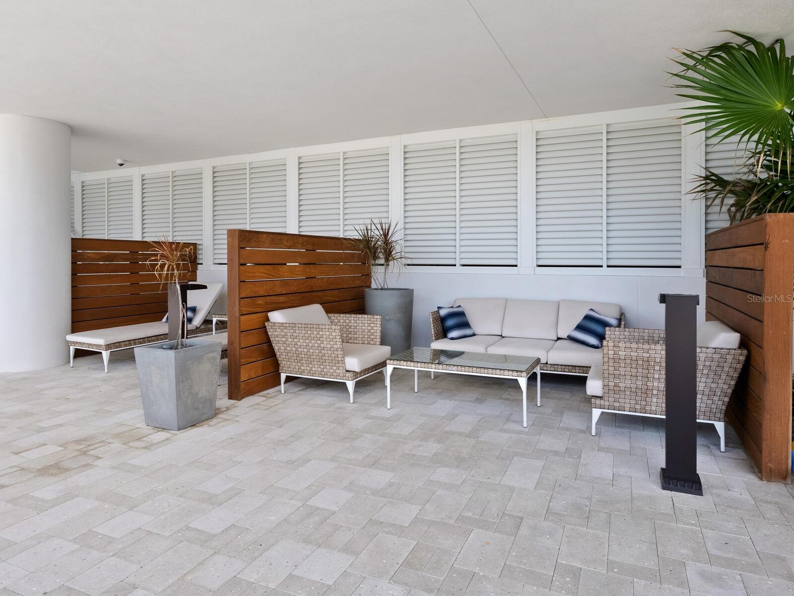 TEN35 SEASIDE - Residential