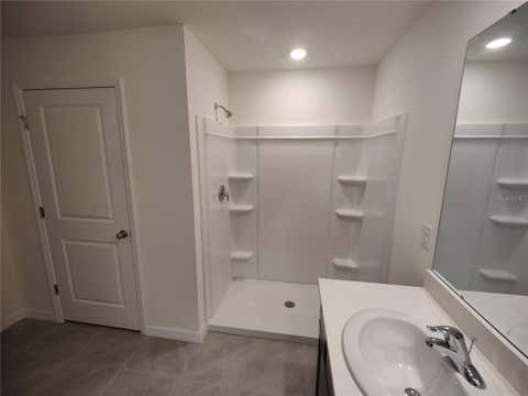 Tiny photo for 11284 SE 67th Circle, Belleview, FL 34420 (MLS # S5154807)