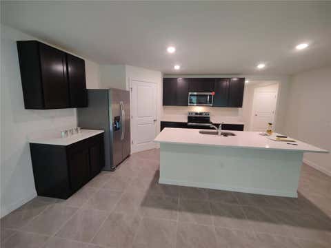 Tiny photo for 11284 SE 67th Circle, Belleview, FL 34420 (MLS # S5154807)