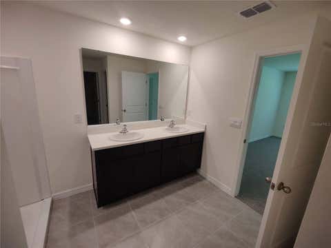Tiny photo for 11284 SE 67th Circle, Belleview, FL 34420 (MLS # S5154807)