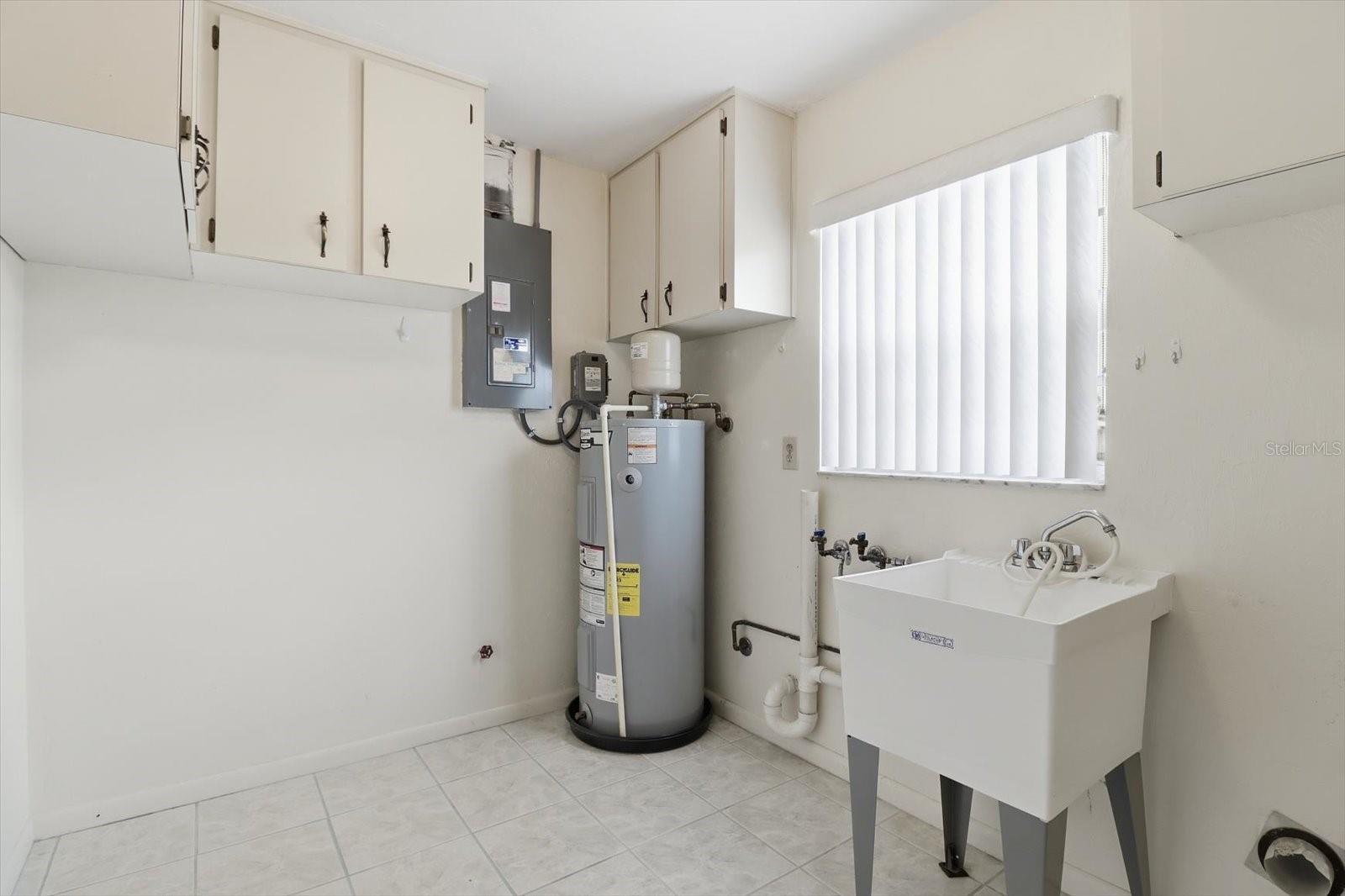 BEVERLY HILLS UNIT 06 SEC 03A - Residential