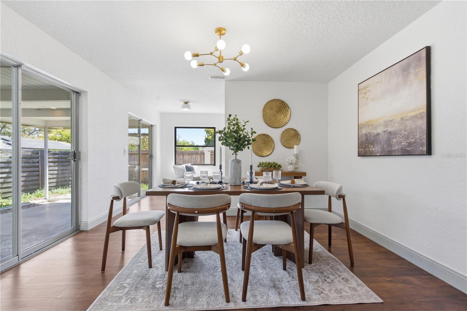 OAK LAKE ESTATES - Residential