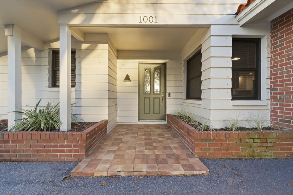 Photo of 1001 Willowbranch Avenue, Clearwater, FL 33764 (MLS # TB8483651)