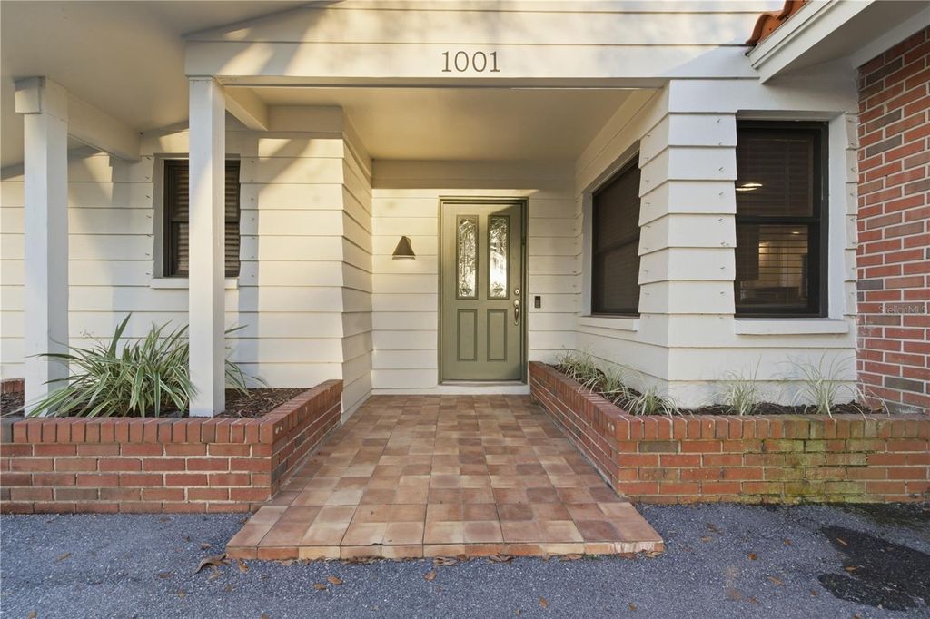 Photo of 1001 Willowbranch Avenue, Clearwater, FL 33764 (MLS # TB8483651)