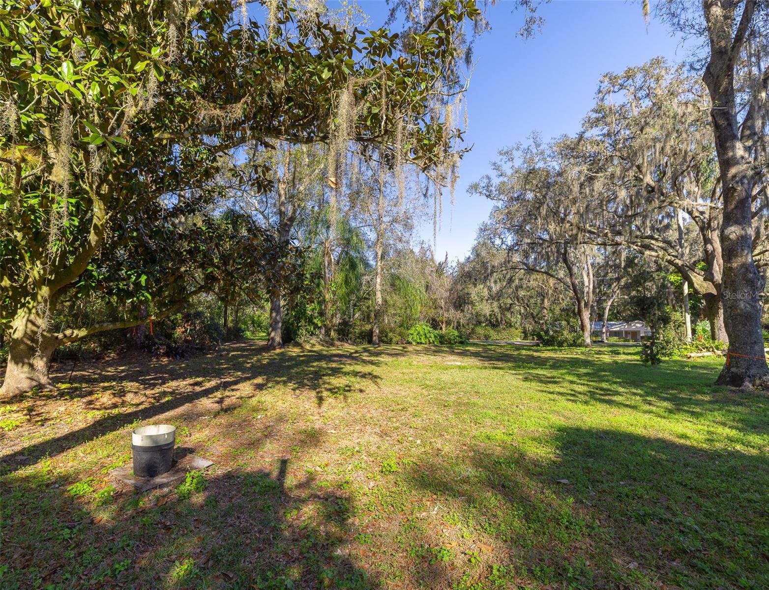 VANDERVORT ESTATES - Land