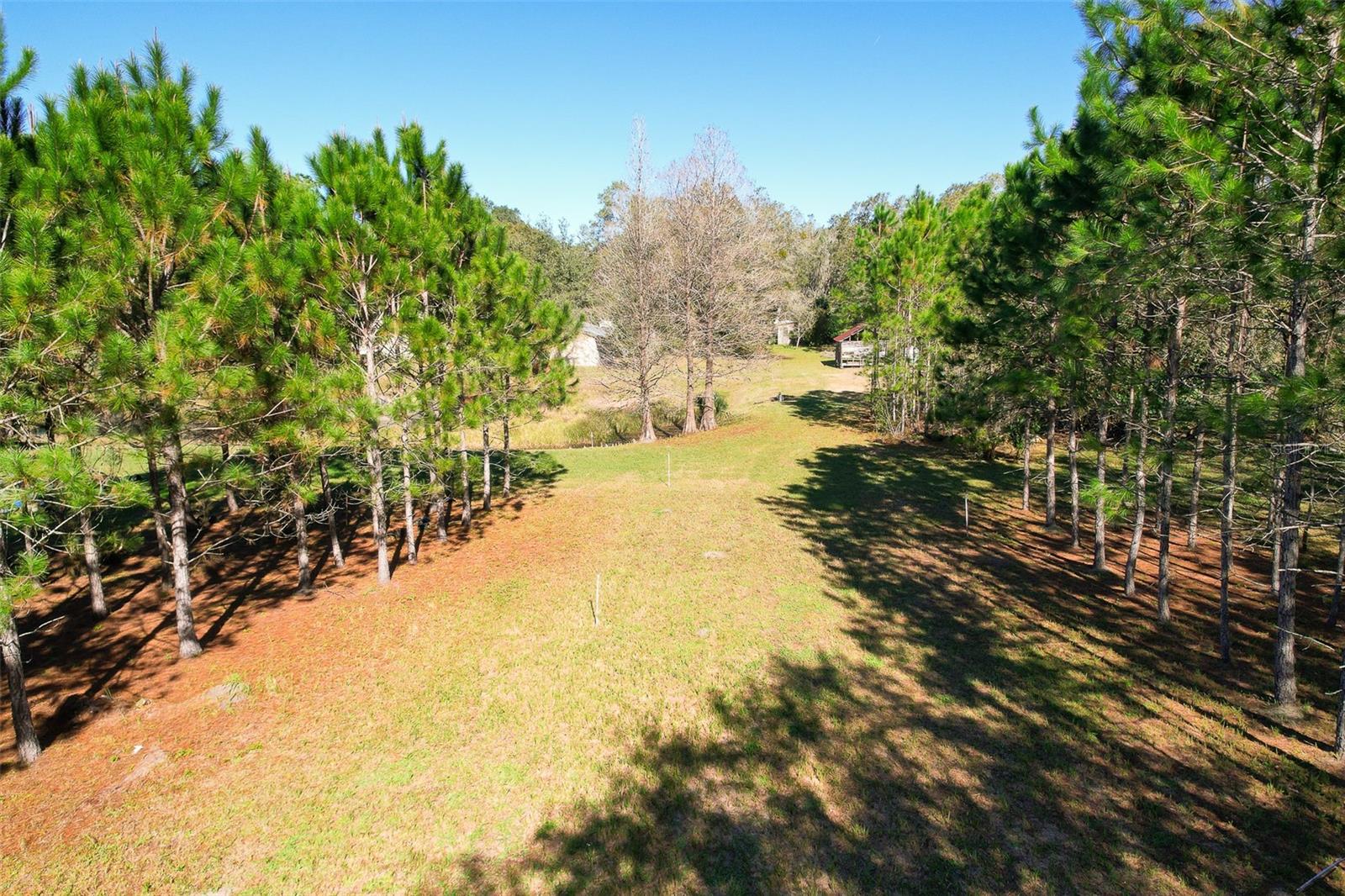 VANDERVORT ESTATES - Land