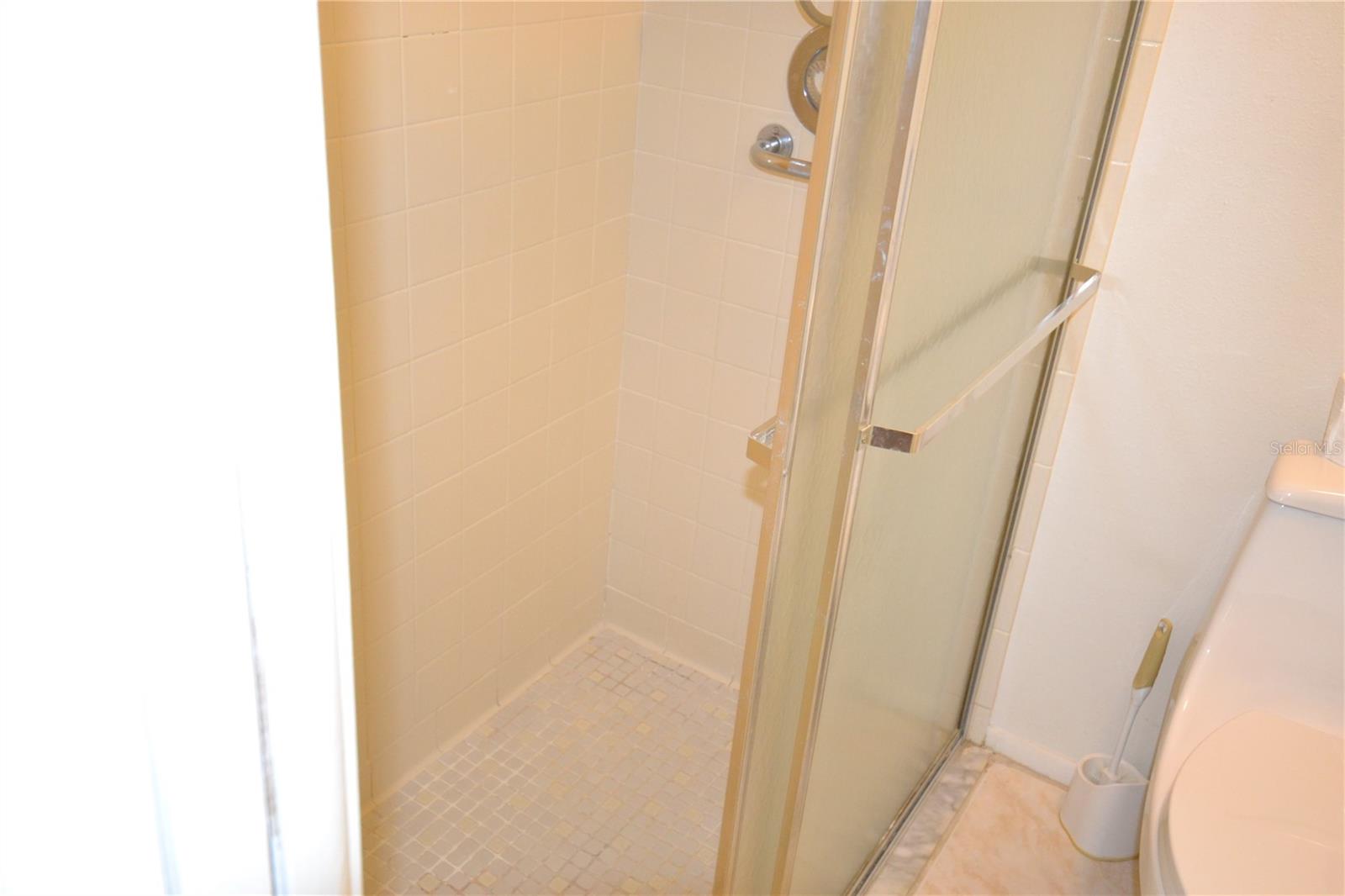 GLENWOOD VILLAGE CONDO - Residential Lease