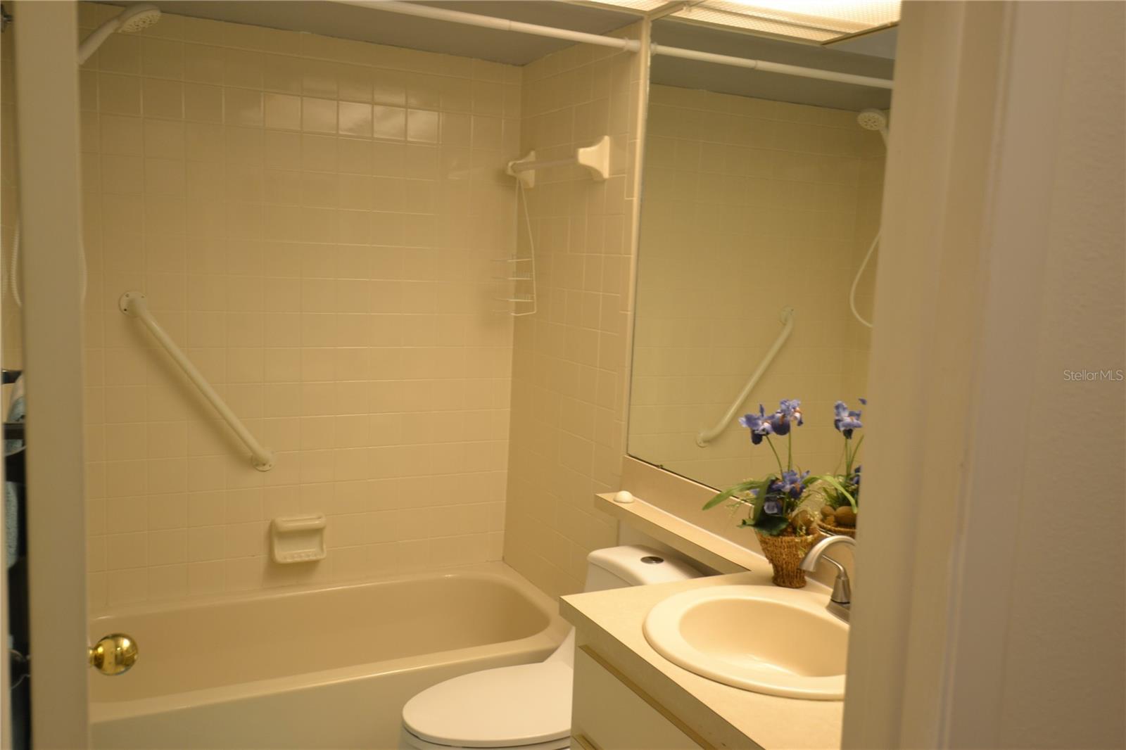 GLENWOOD VILLAGE CONDO - Residential Lease