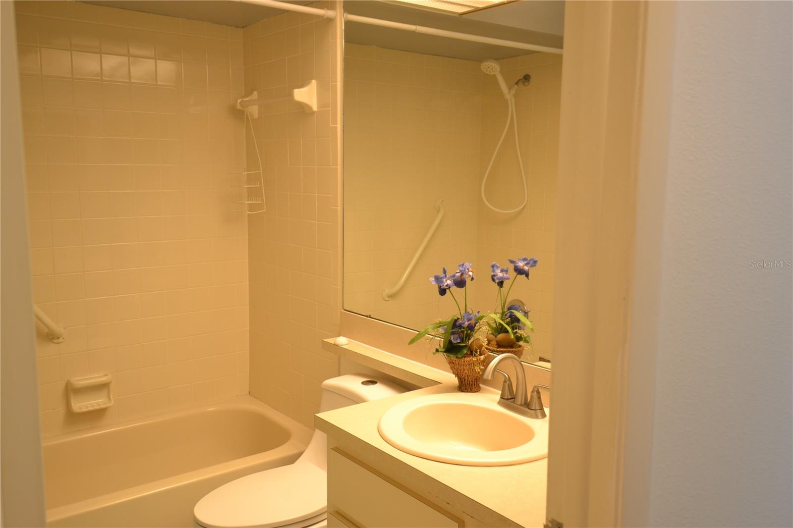 GLENWOOD VILLAGE CONDO - Residential Lease