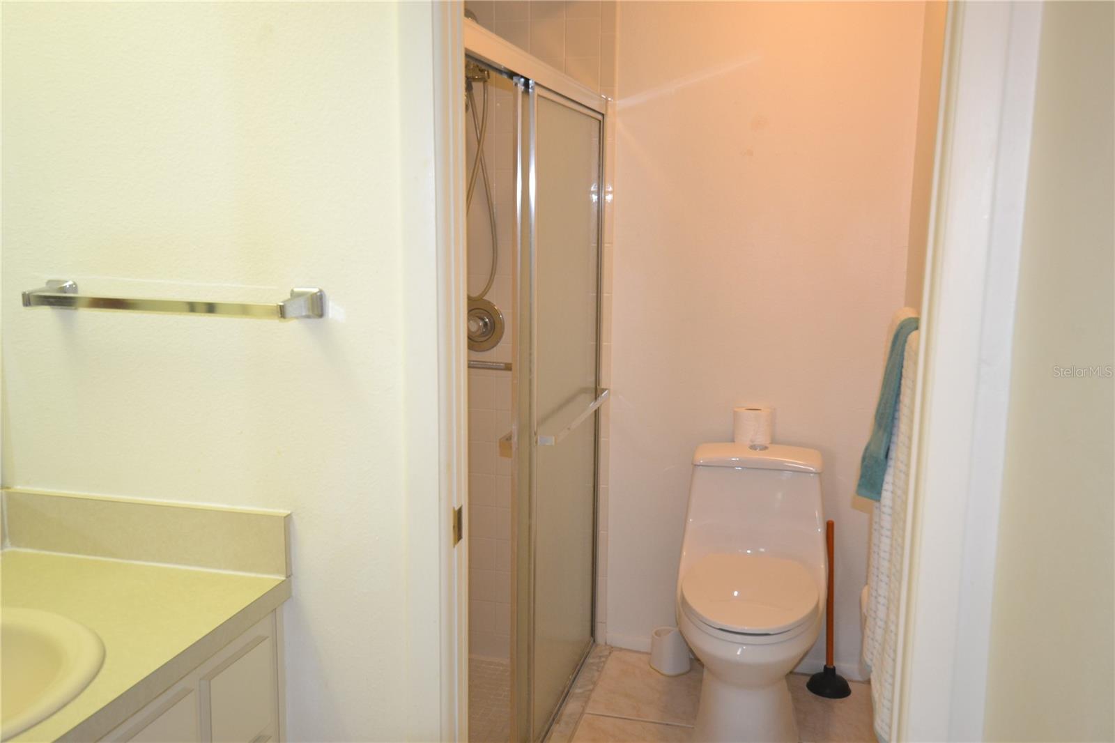 GLENWOOD VILLAGE CONDO - Residential Lease