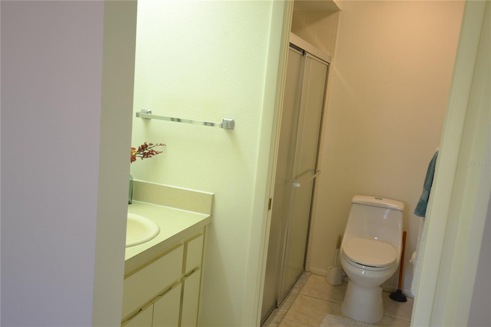 GLENWOOD VILLAGE CONDO - Residential Lease